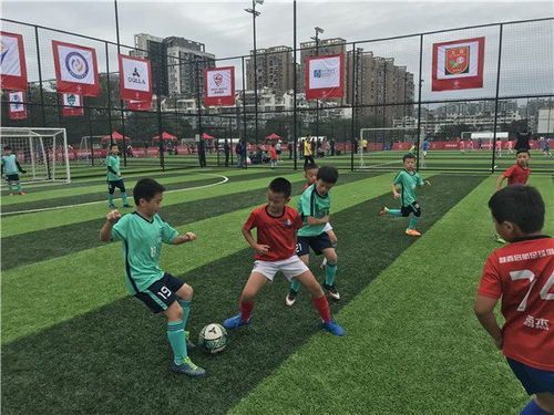 全国游泳锦标赛：优势明显 津沪浙队夺男子4×100米混合泳金牌